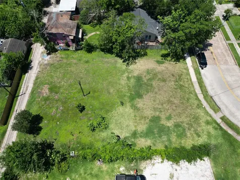 3107 Wisconsin Street Baytown TX 77520