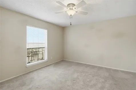 208 Yacht Club Lane 208 Seabrook TX 77586
