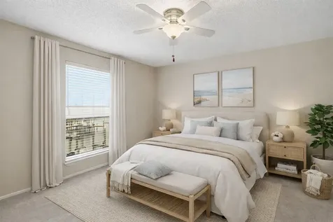 208 Yacht Club Lane 208 Seabrook TX 77586