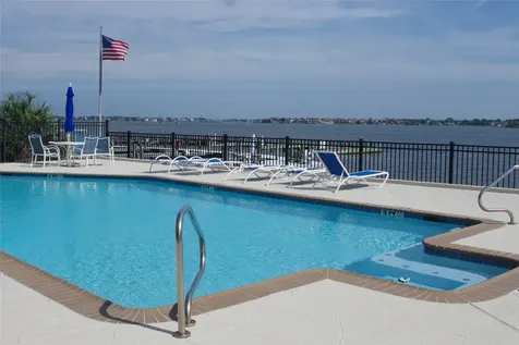 208 Yacht Club Lane 208 Seabrook TX 77586