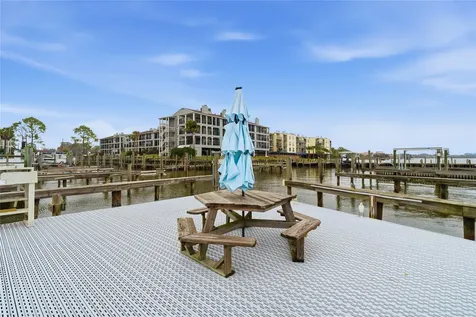208 Yacht Club Lane 208 Seabrook TX 77586