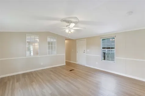 518 Elena Lane Highlands TX 77562
