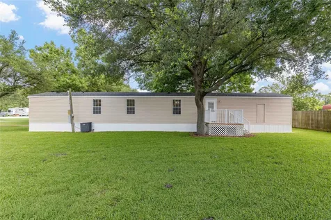 518 Elena Lane Highlands TX 77562