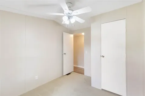 518 Elena Lane Highlands TX 77562