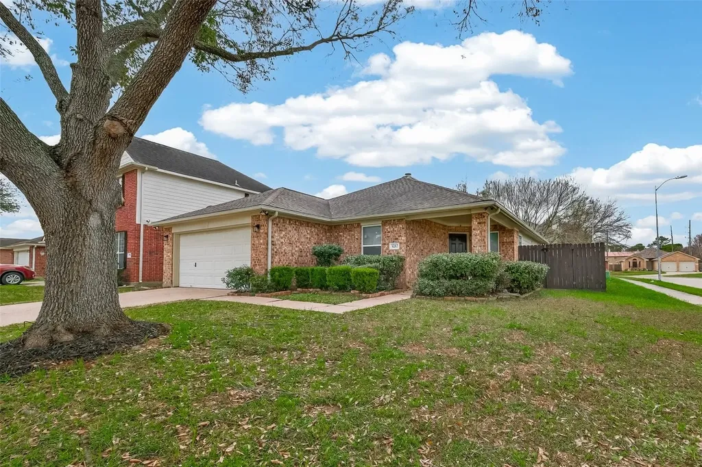 8202 Kingsbridge Meadow Drive Houston TX 77083
