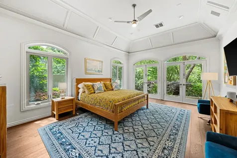 64 Saddlebrook Lane Houston TX 77024