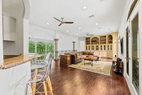 64 Saddlebrook Lane Houston TX 77024