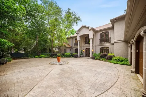 64 Saddlebrook Lane Houston TX 77024