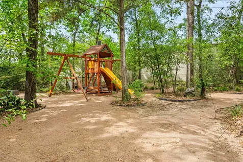 64 Saddlebrook Lane Houston TX 77024