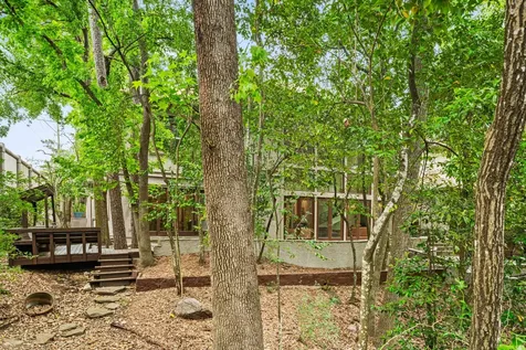 64 Saddlebrook Lane Houston TX 77024
