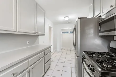 1811 W 14th 1/2 Street Houston TX 77008