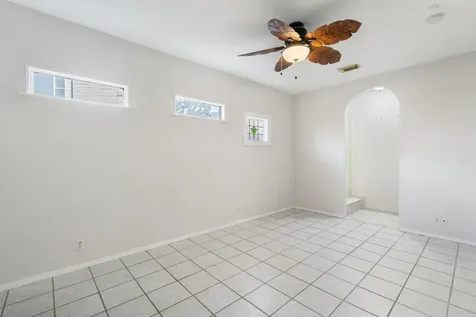1811 W 14th 1/2 Street Houston TX 77008