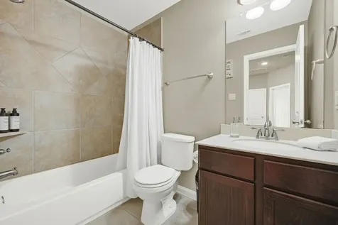 1933 Howth Avenue Houston TX 77051