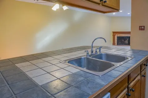 3100 Jeanetta Street 703 Houston TX 77063
