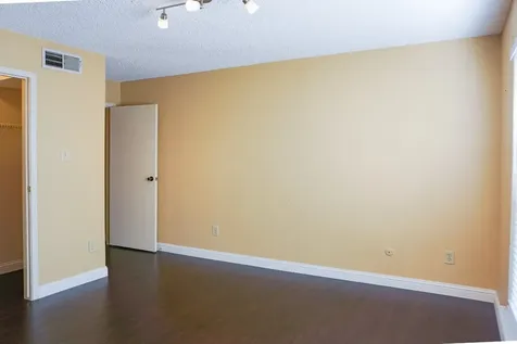 3100 Jeanetta Street 703 Houston TX 77063