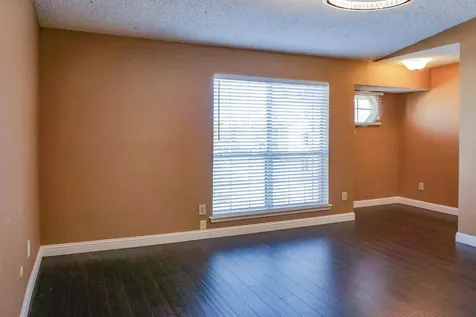 3100 Jeanetta Street 703 Houston TX 77063