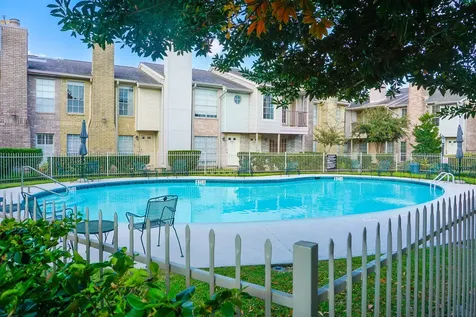 3100 Jeanetta Street 703 Houston TX 77063