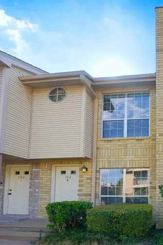 3100 Jeanetta Street 703 Houston TX 77063