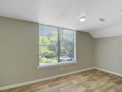 313 N Beauregard Street 1 Alvin TX 77511