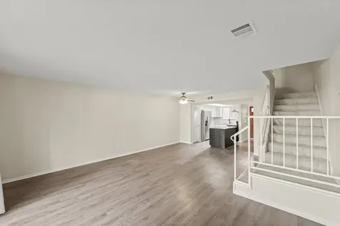 5005 Georgi Lane 73 Houston TX 77092