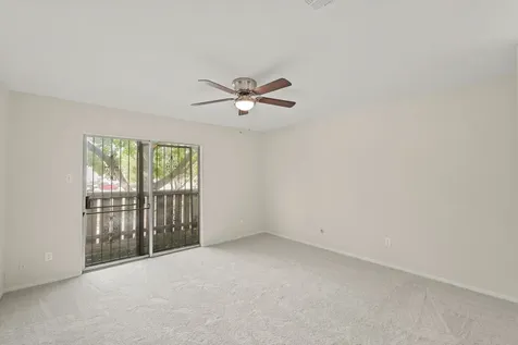 5005 Georgi Lane 73 Houston TX 77092