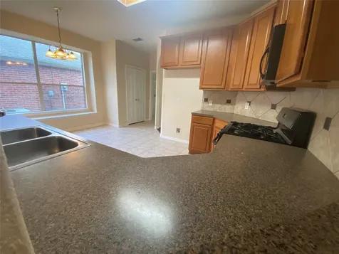 9210 Hidden Lake E Magnolia TX 77354