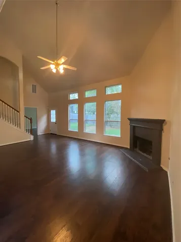 9210 Hidden Lake E Magnolia TX 77354