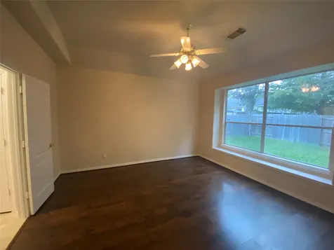 9210 Hidden Lake E Magnolia TX 77354
