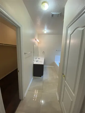 9210 Hidden Lake E Magnolia TX 77354