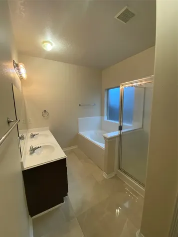 9210 Hidden Lake E Magnolia TX 77354