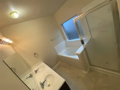 9210 Hidden Lake E Magnolia TX 77354