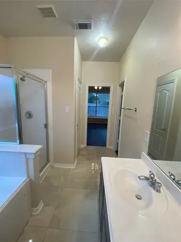9210 Hidden Lake E Magnolia TX 77354