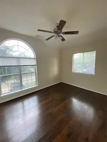 9210 Hidden Lake E Magnolia TX 77354