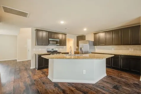 9919 Shimmering Lakes Drive Rosharon TX 77583