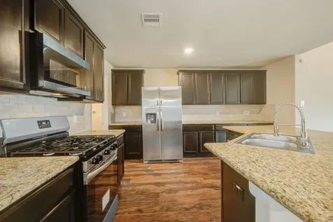 9919 Shimmering Lakes Drive Rosharon TX 77583