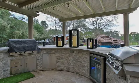 522 Whispering Meadow Magnolia TX 77355