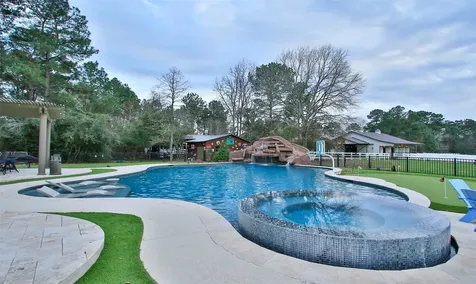 522 Whispering Meadow Magnolia TX 77355