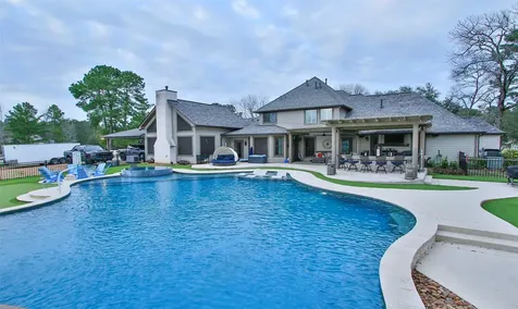 522 Whispering Meadow Magnolia TX 77355