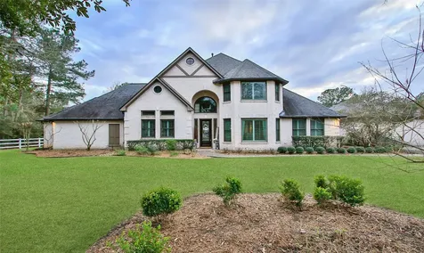 522 Whispering Meadow Magnolia TX 77355