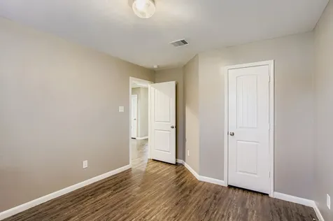 13560 Lake Breeze Lane Willis TX 77318