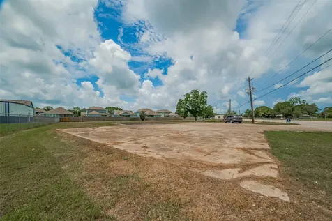 13449 Fm 1764 Road Santa Fe TX 77510