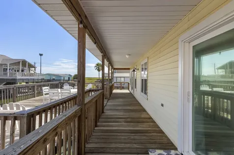 16715 Montego Way Jamaica Beach TX 77554