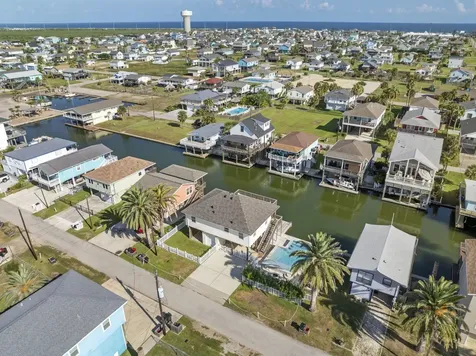 16715 Montego Way Jamaica Beach TX 77554