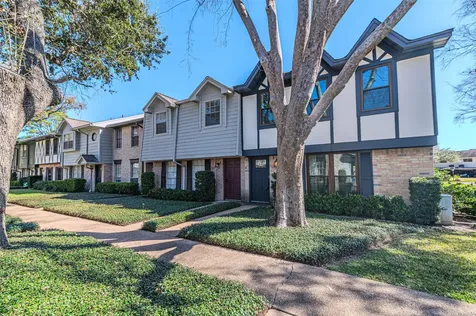 10010 Knoboak Drive 33 Houston TX 77080