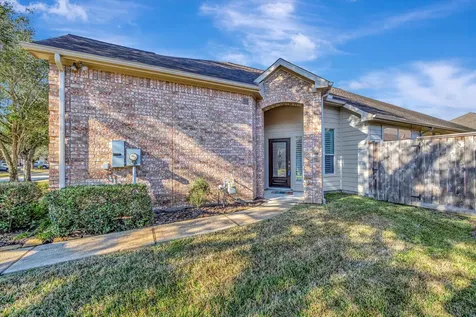 1619 Berlino Drive Pearland TX 77581