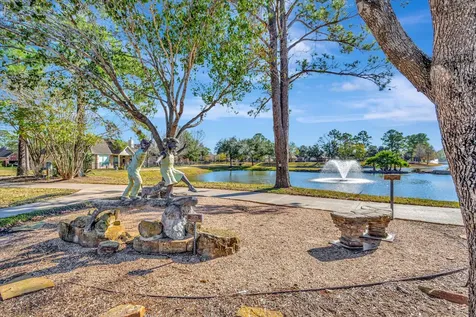 1619 Berlino Drive Pearland TX 77581