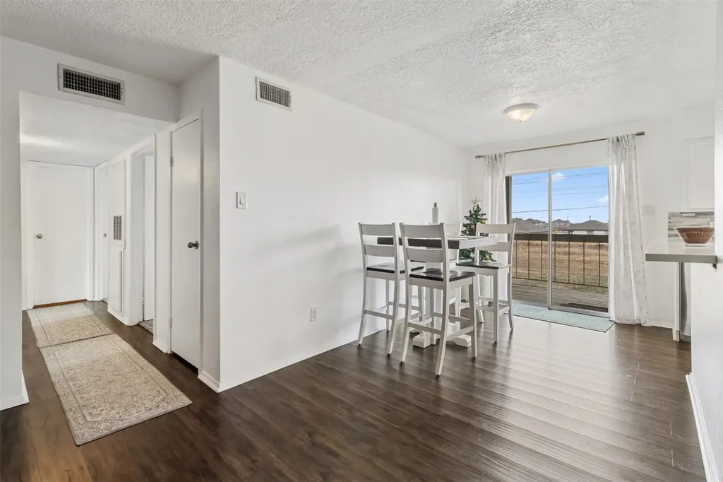 7600 Emmett F Lowry Expressway 1102 Texas City TX 77591