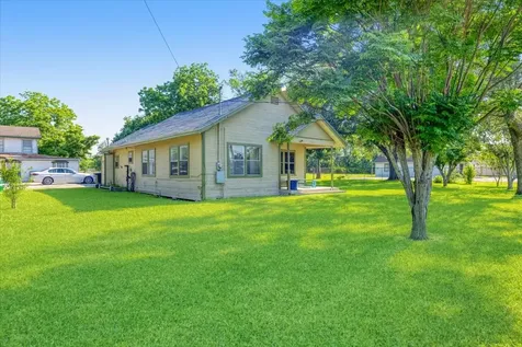 3929 Almeda Genoa Road Houston TX 77047