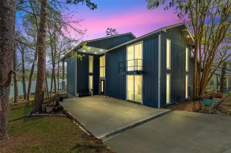 800 Northwoods Drive Point Blank TX 77364