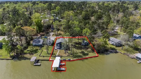 800 Northwoods Drive Point Blank TX 77364